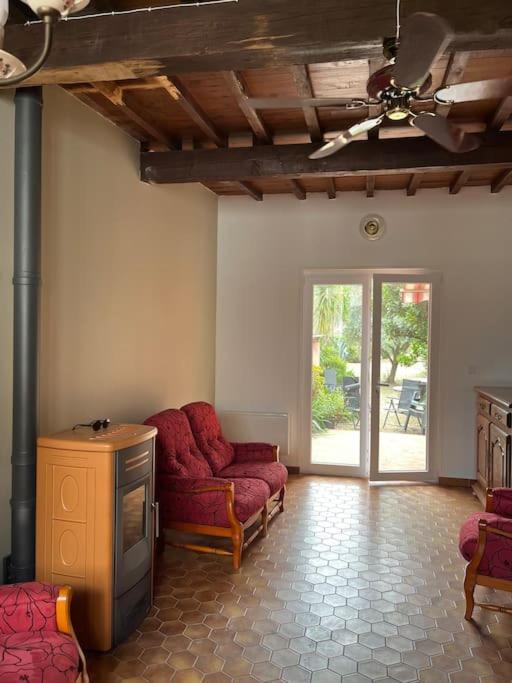 Maison De Village Vintage Avec Grand Jardin エルヌ エクステリア 写真