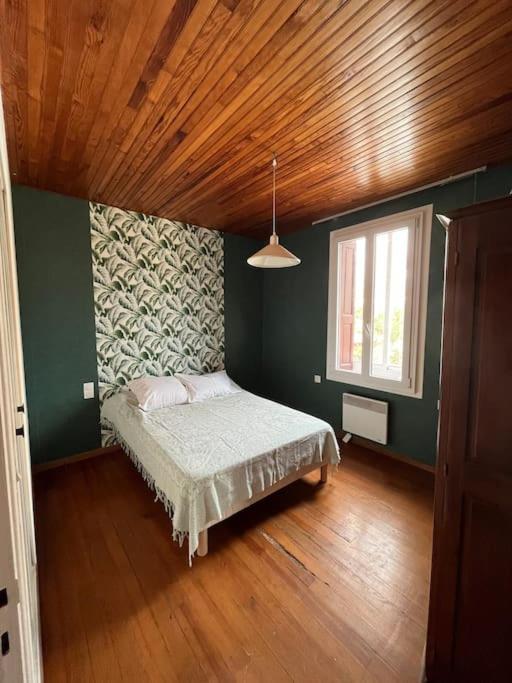 Maison De Village Vintage Avec Grand Jardin エルヌ エクステリア 写真